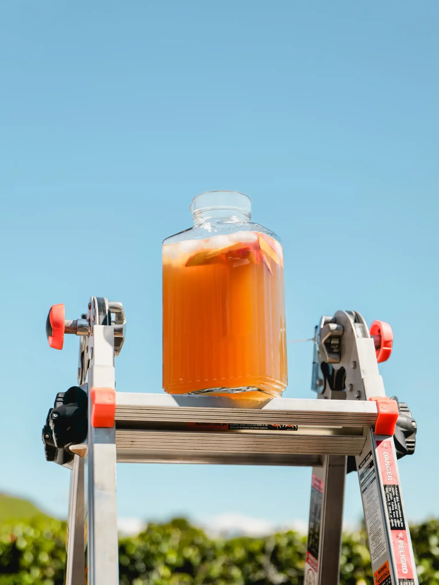 Boozy Peach Arnold Palmer Recipe