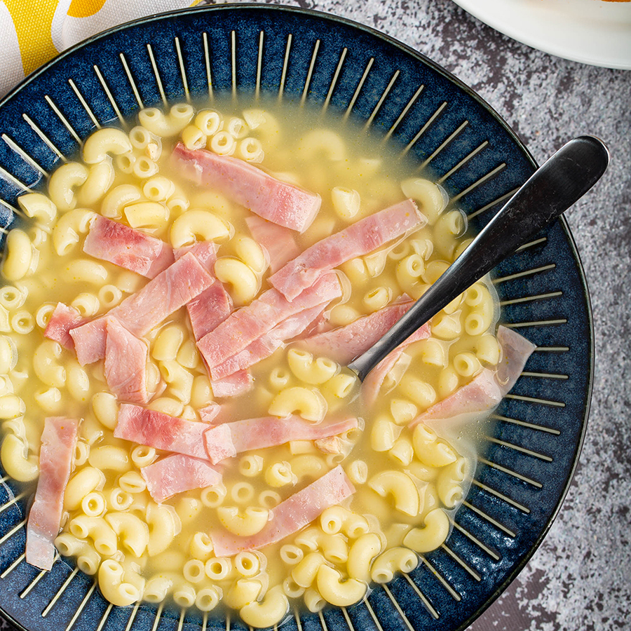 Hong Kong-Style Macaroni Soup Recipe
