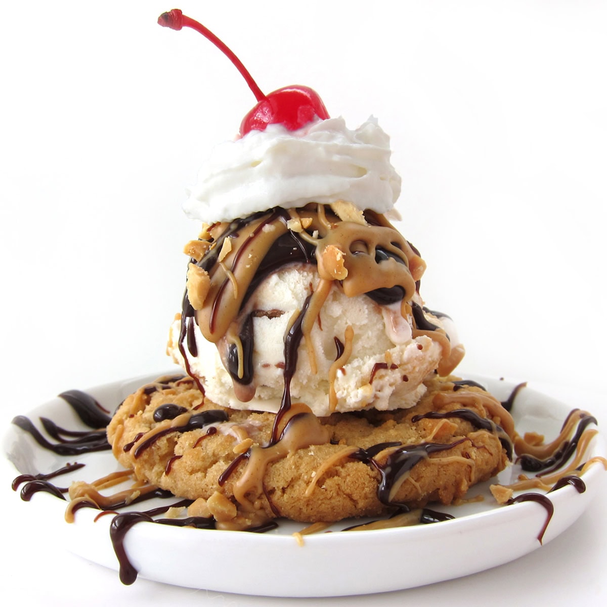 Ice Cream Cookie Sundaes Recipe