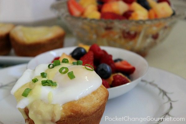 Biscuit Eggs Benedict Recipe