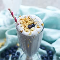 Blueberry-Rum Milkshake Recipe