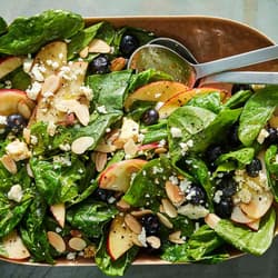 Spinach Salad with Garlic Dressing Recipe