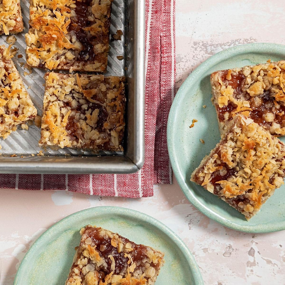 Strawberry Oatmeal Bars Recipe