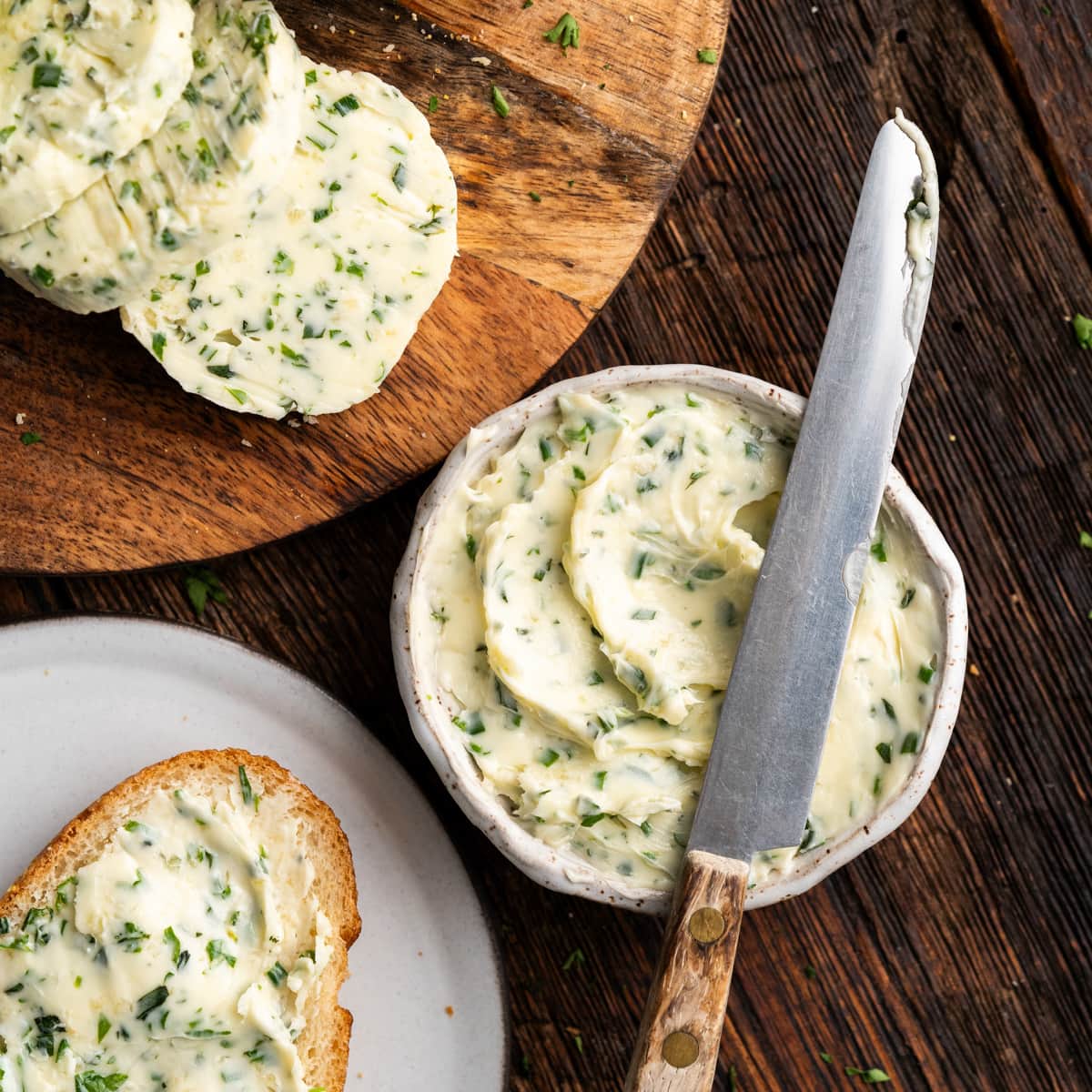 Irresistible Garlic Herb Butter Recipe – Quick & Easy