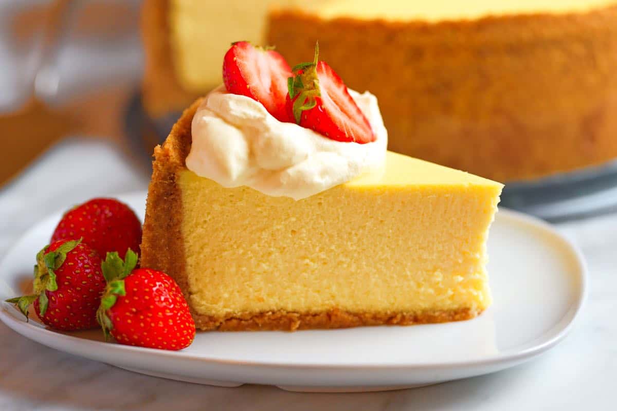 The Best New York Cheesecake Recipe – Creamy & Simple