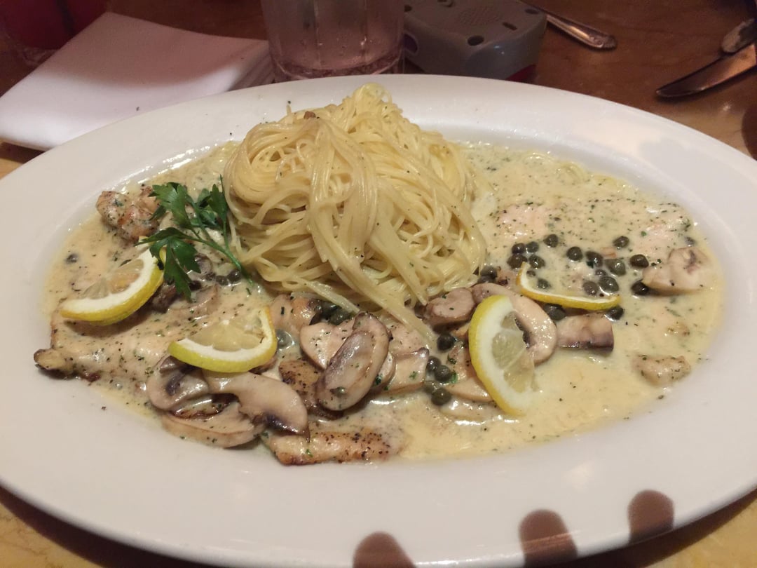 Cheesecake Factory Chicken Piccata Review – Worth It?