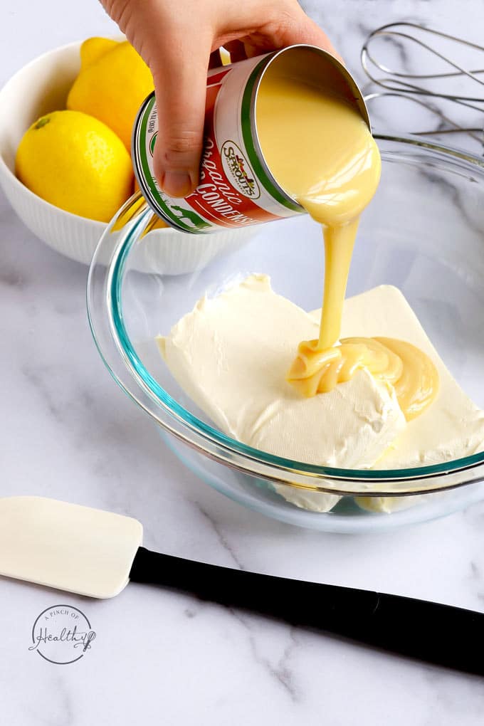 No‑Bake Cheesecake with Condensed Milk & Lemon Juice