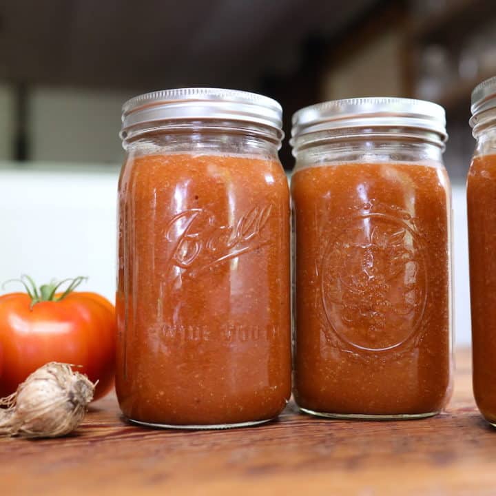 How to Sweeten Tomato Sauce Without Sugar Quickly