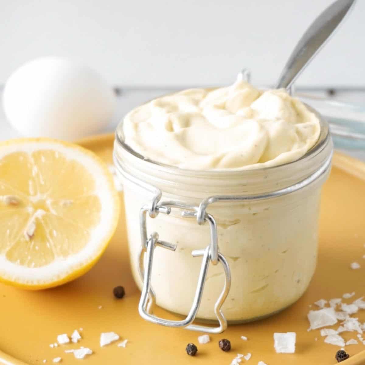 Easy Homemade Keto Mayonnaise Recipe – 4 Simple Ingredients