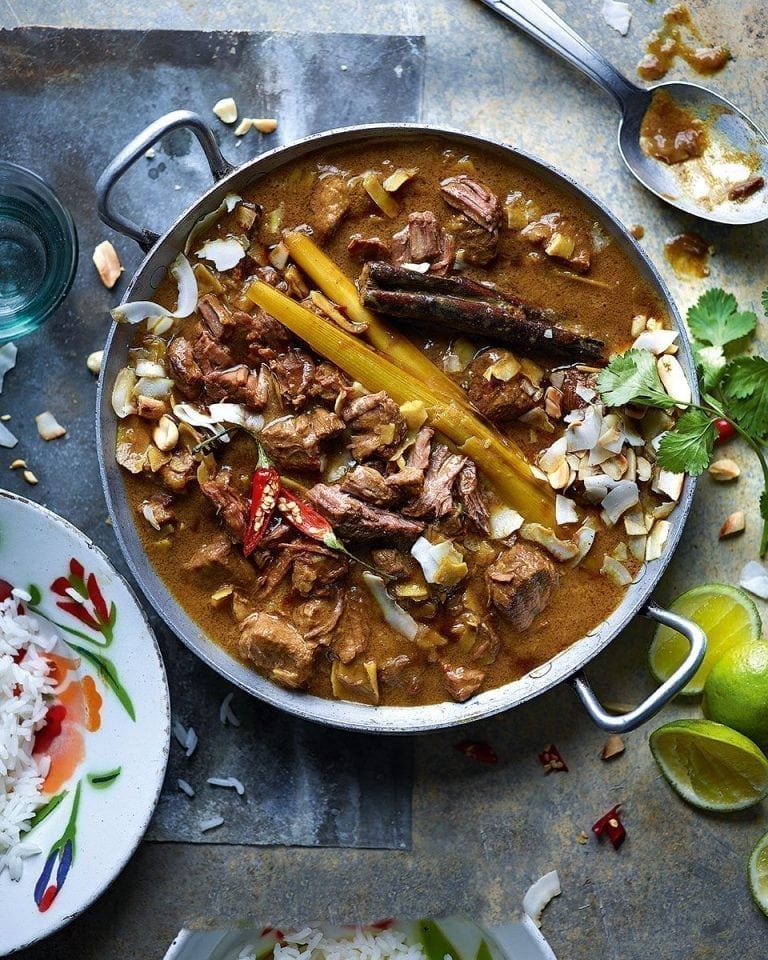 Malaysian Beef Curry with Coconut Milk – Quick Recipe