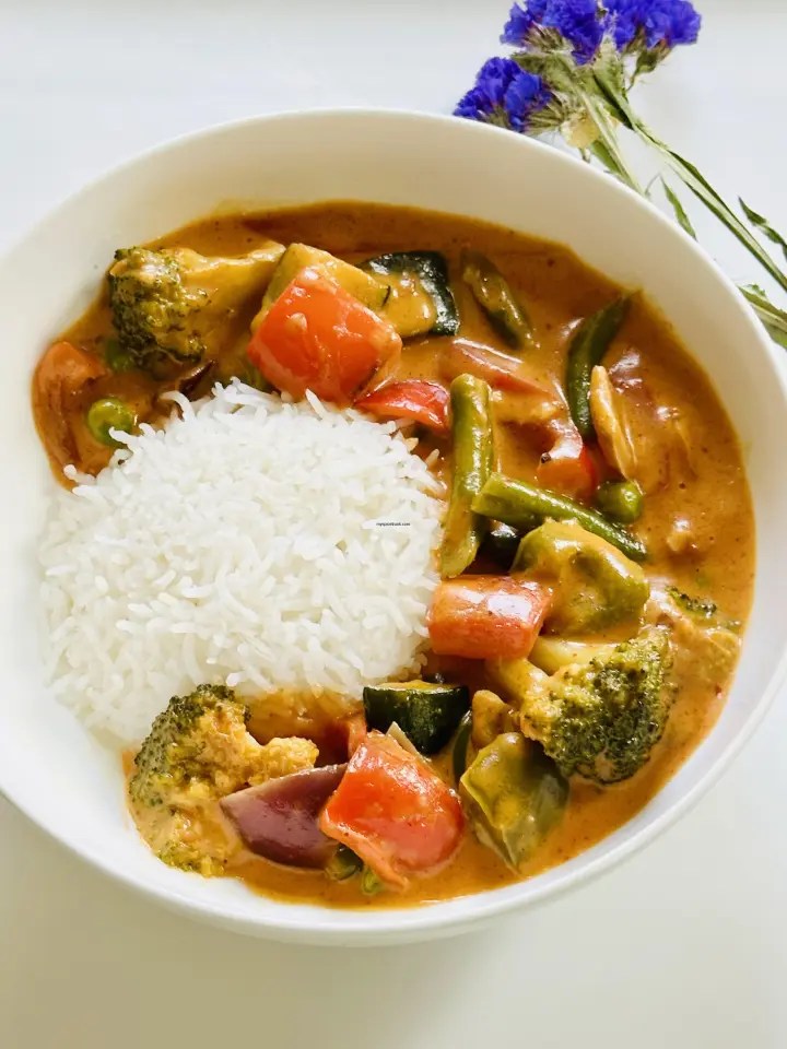 Veggies Sauce Recipe – Quick, Creamy & Nutritious
