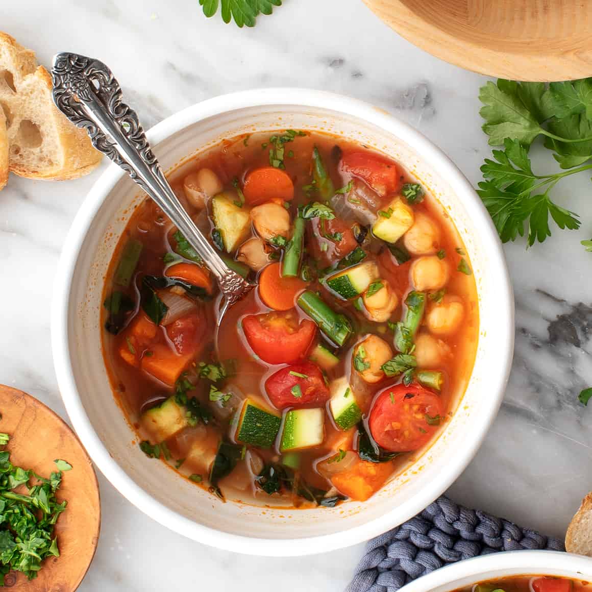 Discover the Best Vegetarian Soup Recipes for Every Mood