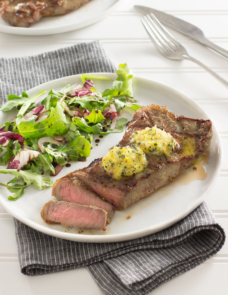 Thyme for Steak: Simple Steps to Perfect Flavor