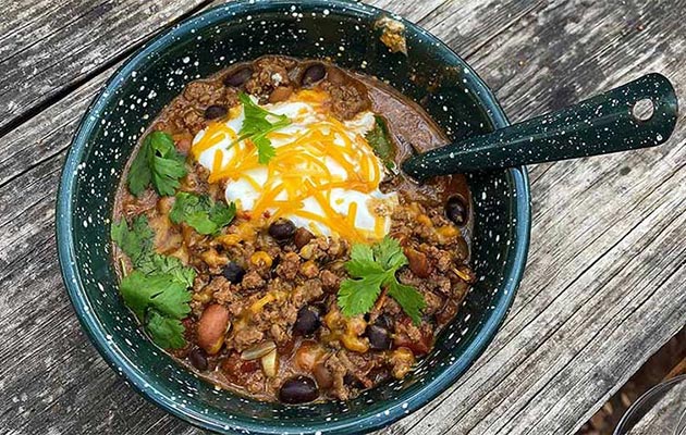 Hunting Food Recipes: Quick, Tasty Meals for Hunters