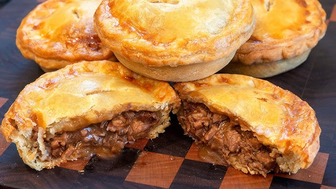 Jamie Oliver Shortcrust Pastry for Meat Pies – Flaky & Easy