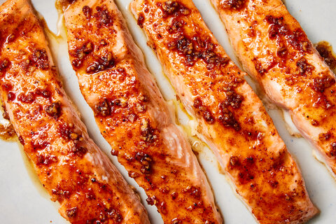 How to Bake Salmon In the Oven Recipe