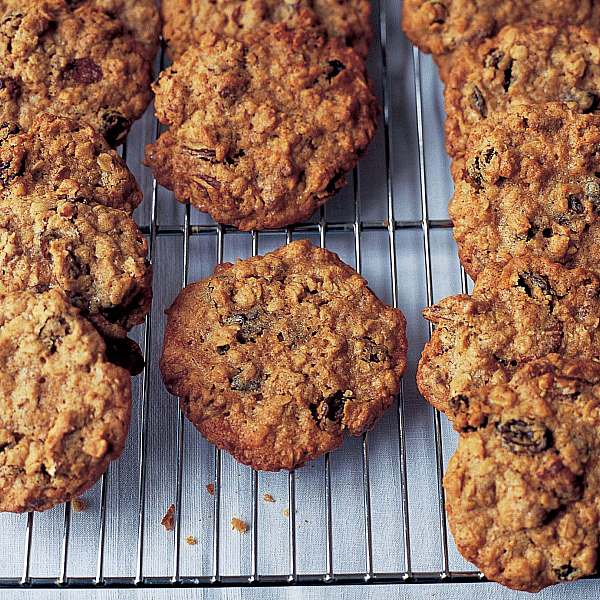 Raisin Pecan Oatmeal Cookies Recipe