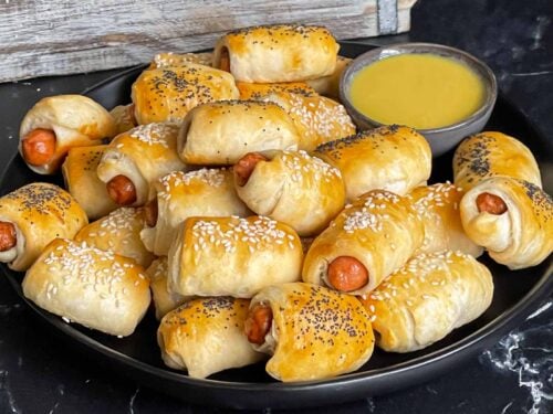 Sausage-and-Biscuit Pigs in Blankets Recipe