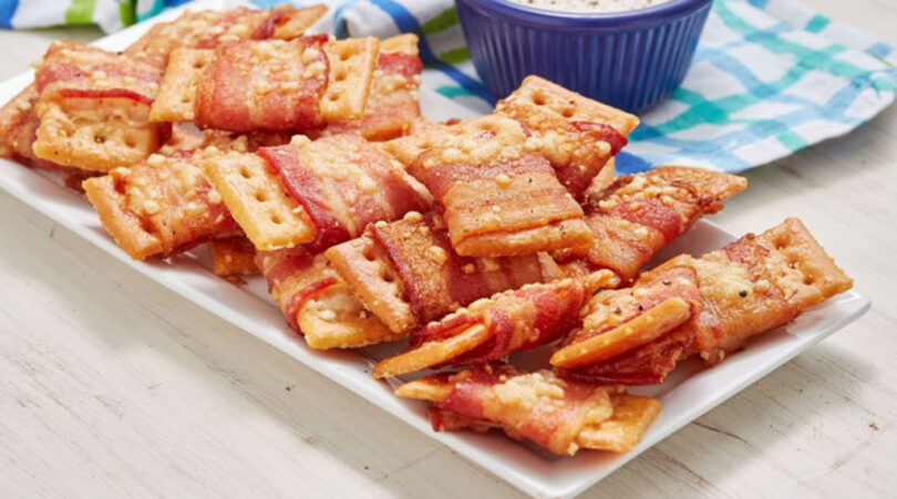 Bacon Bow Tie Crackers with Herb Dip