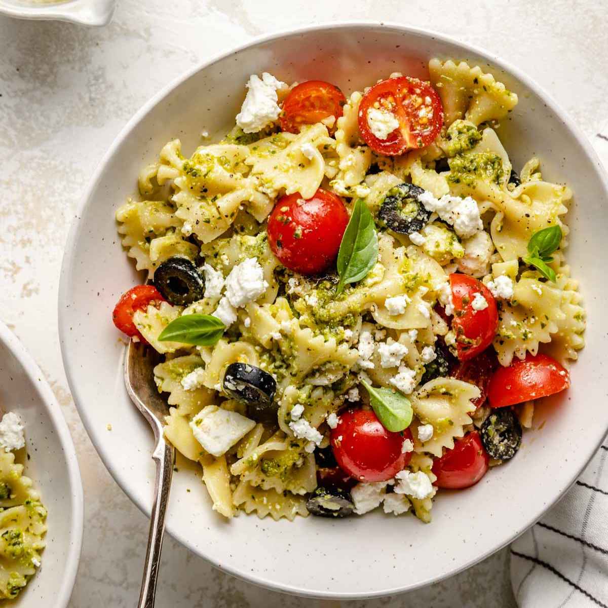 Bow Ties with Pesto, Feta and Cherry Tomatoes Recipe