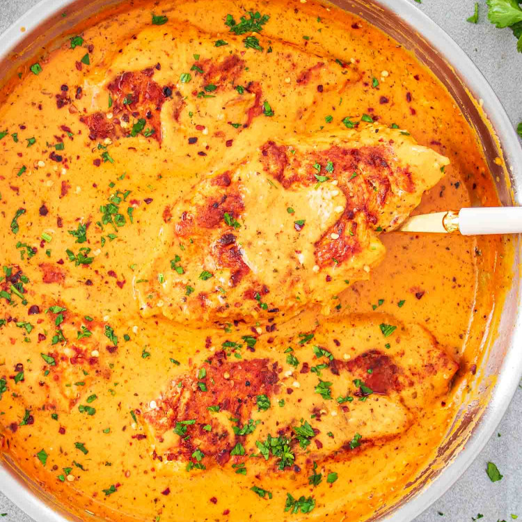 Chicken with Roasted Peppers Recipe