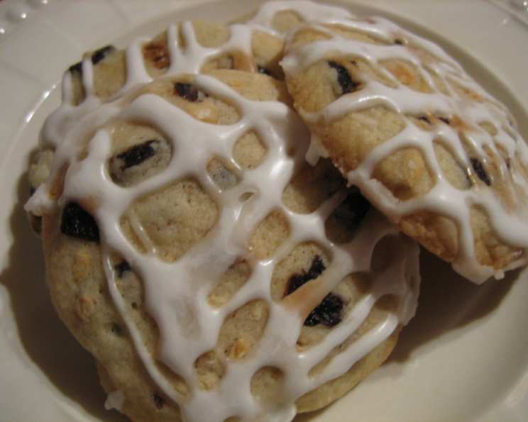 Dried Cherry and Almond Cookies with Vanilla Icing Recipe
