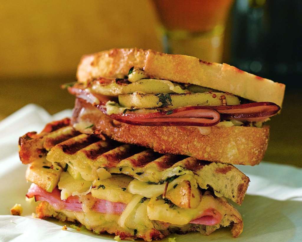 Ham, Gruyre, and Apple Panini Recipe