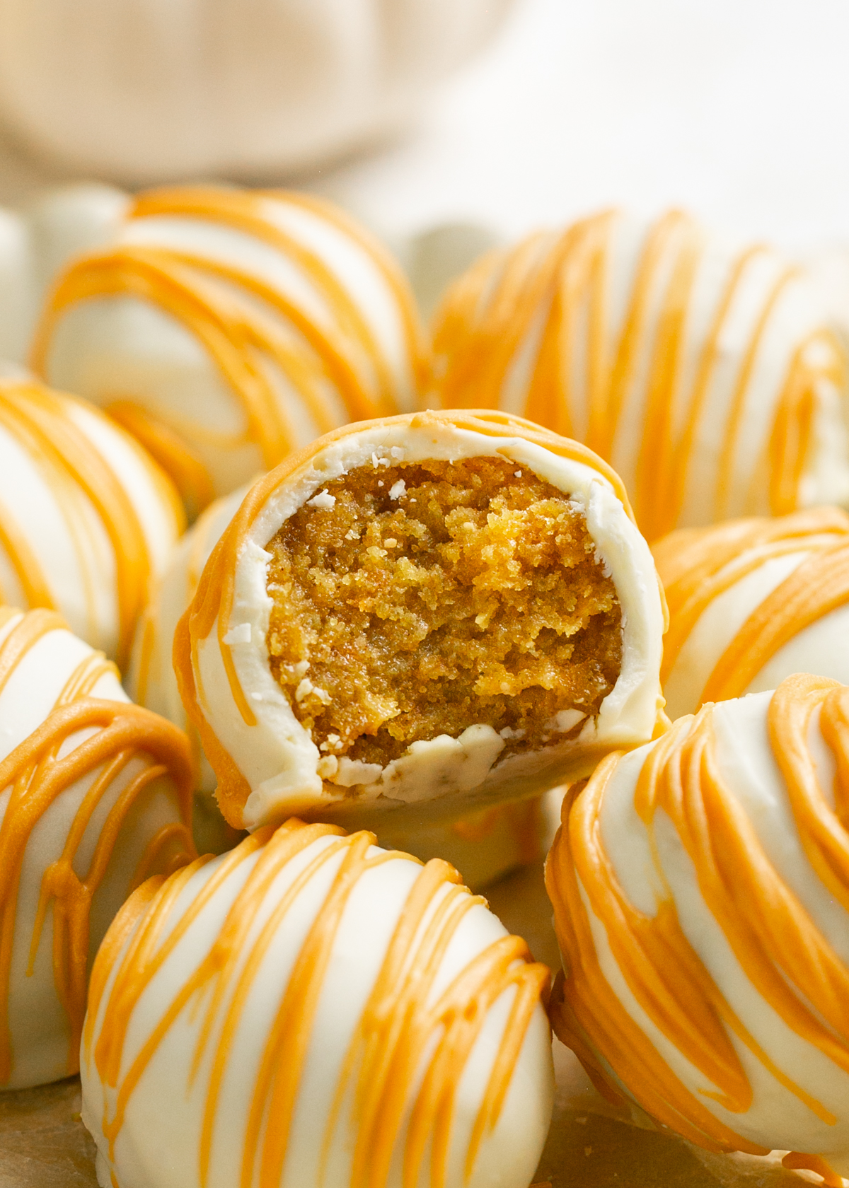 Pumpkin Cake Pops Recipe