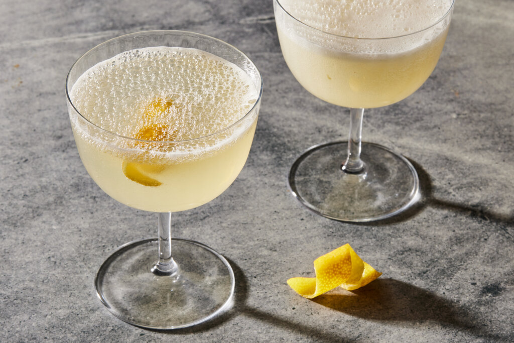 French "75" Champagne Cocktail Recipe