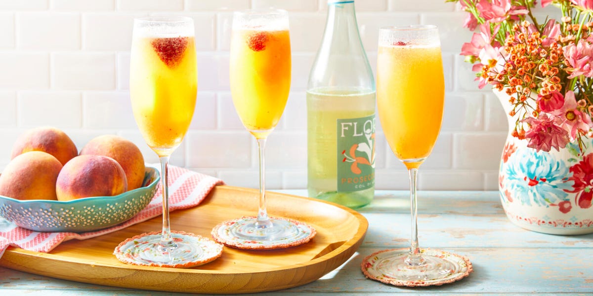 Fresh Peach Bellinis Recipe