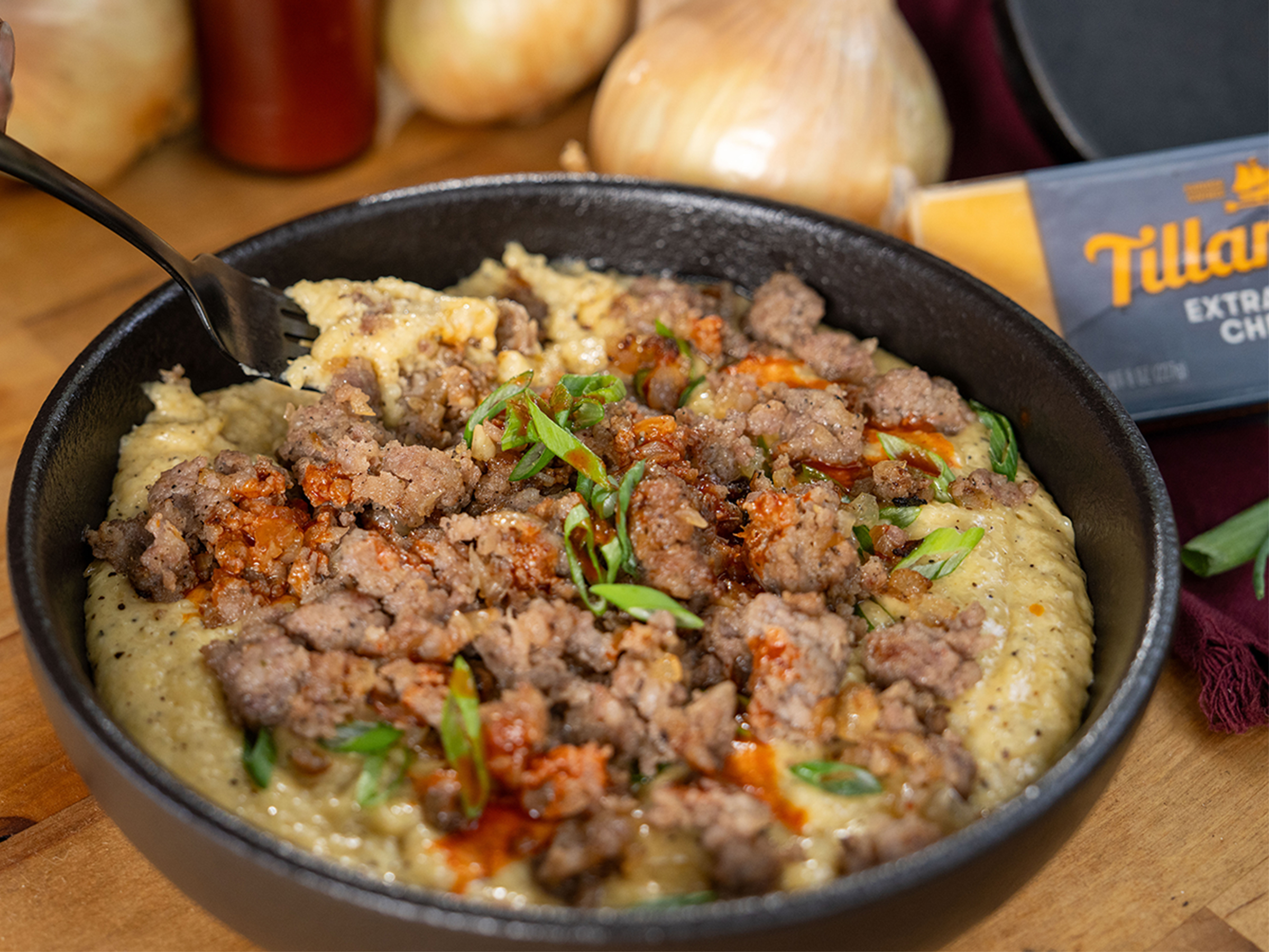 Sunny's Creamy Jalapeño Cheese Grits with Sausage Recipe