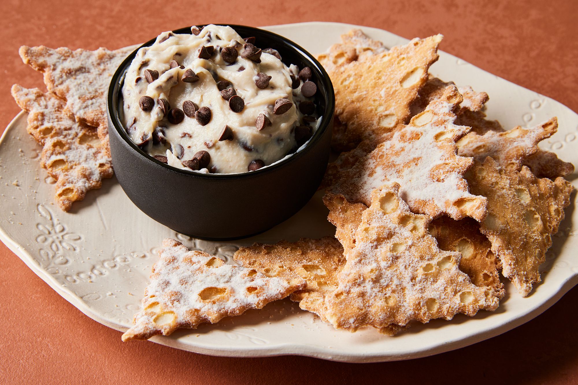 Deconstructed Cannoli Chips with Dip Recipe