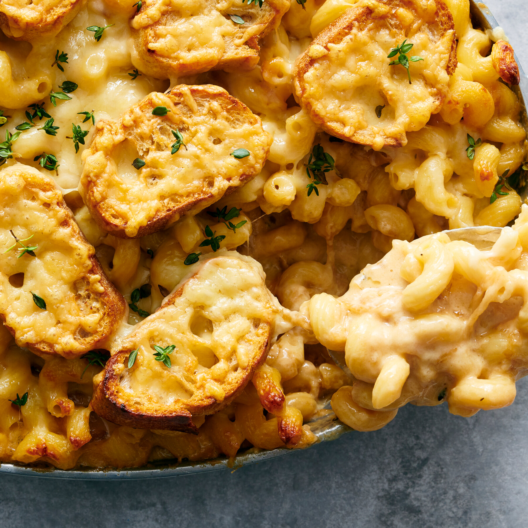 French Onion Baked Mac and Cheese Recipe