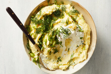 Herbed Yogurt Mashed Potatoes Recipe