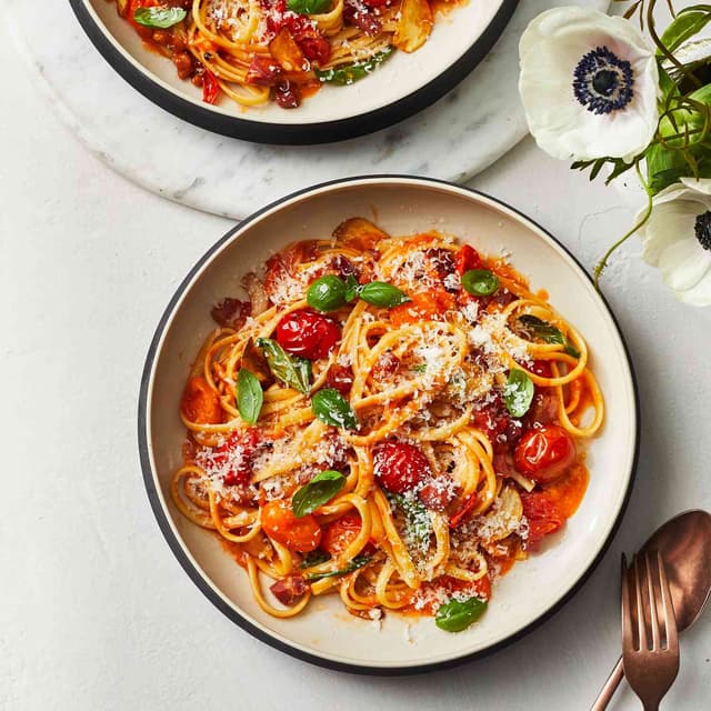 Linguine with Raw Tomato Sauce Recipe