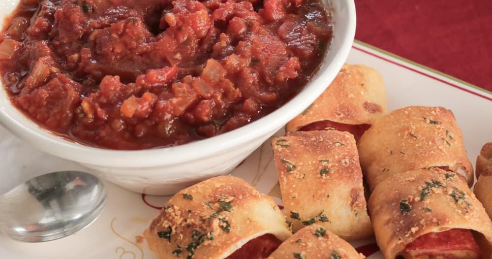 Pepperoni Pizza Bites with Homemade Marinara Sauce Recipe
