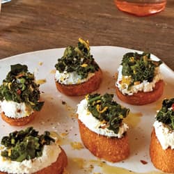Spinach and Goat Cheese Crostini Recipe