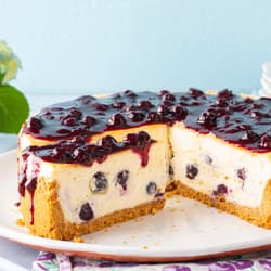 Toodee Fruity-Blueberry Cheesecake Cupcakes Recipe