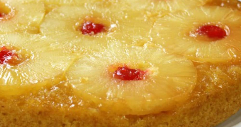 Upside-Down Pineapple-Applesauce Cake Recipe