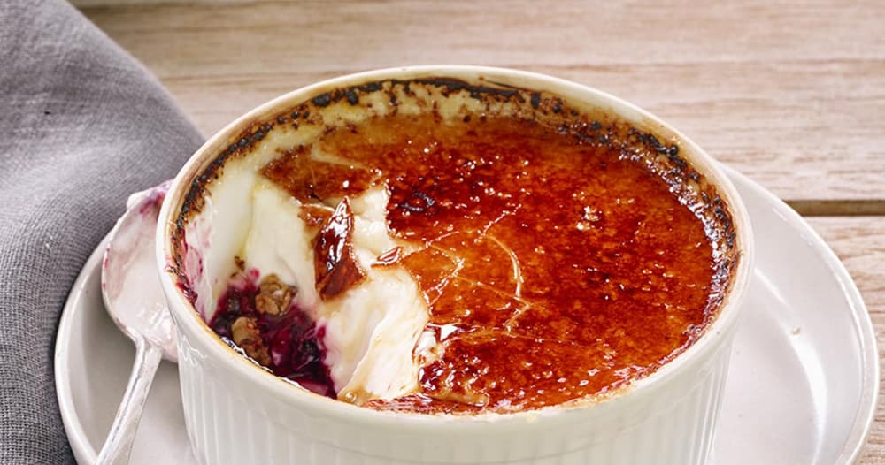 Yogurt Crme Brle with Fresh Fruit and Granola Recipe