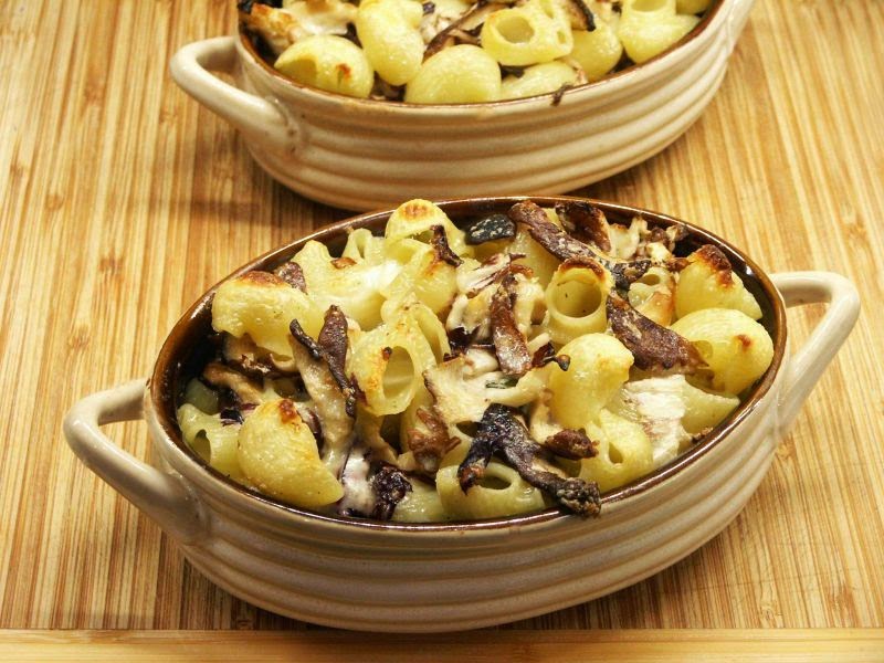 Conchiglie al Forno with Mushrooms and Radicchio Recipe