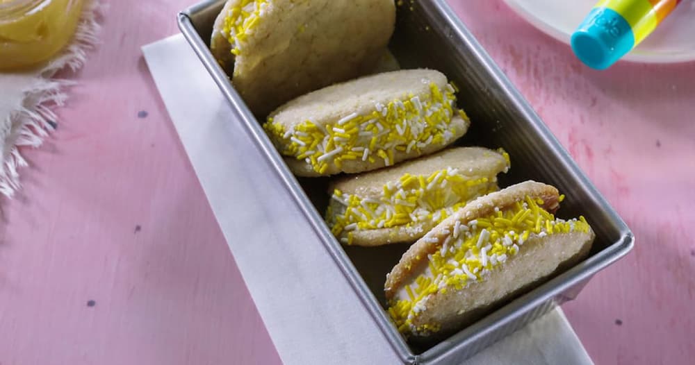Zesty Lemon Ice Cream Cookie Sandwiches Recipe