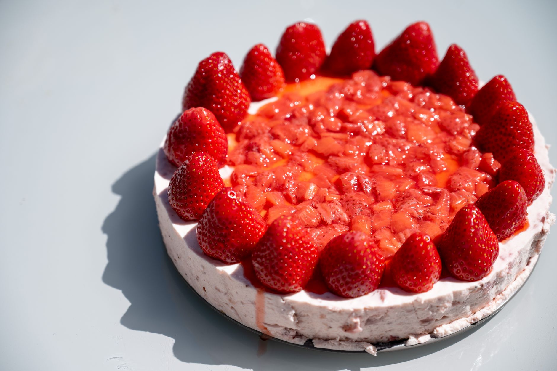 No-Bake Vegan Cheesecake – Easy, Creamy & Nut-Free Delight