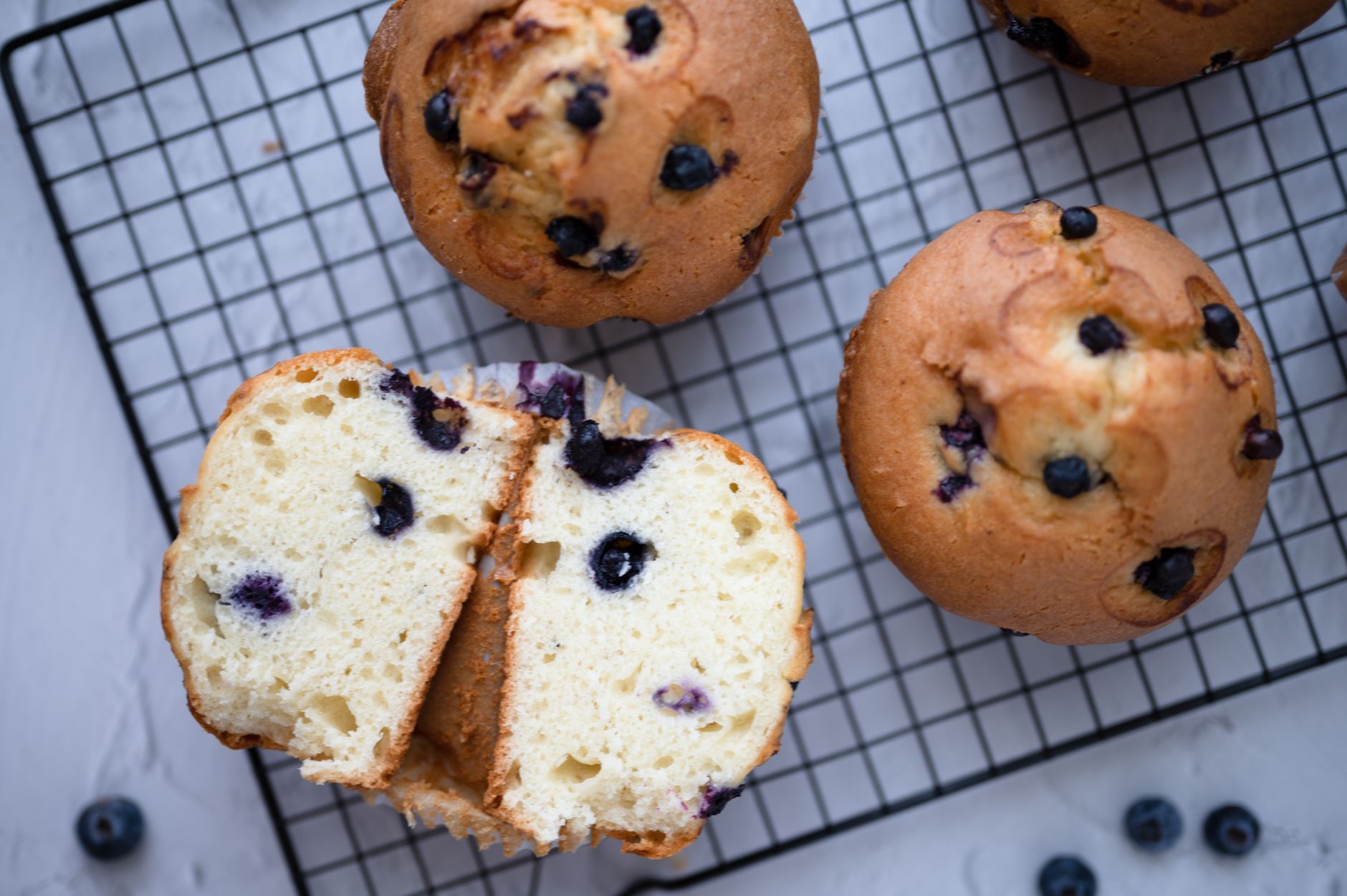 Philadelphia Cream Cheese Blueberry Muffins – Soft, Tangy, & Bursty