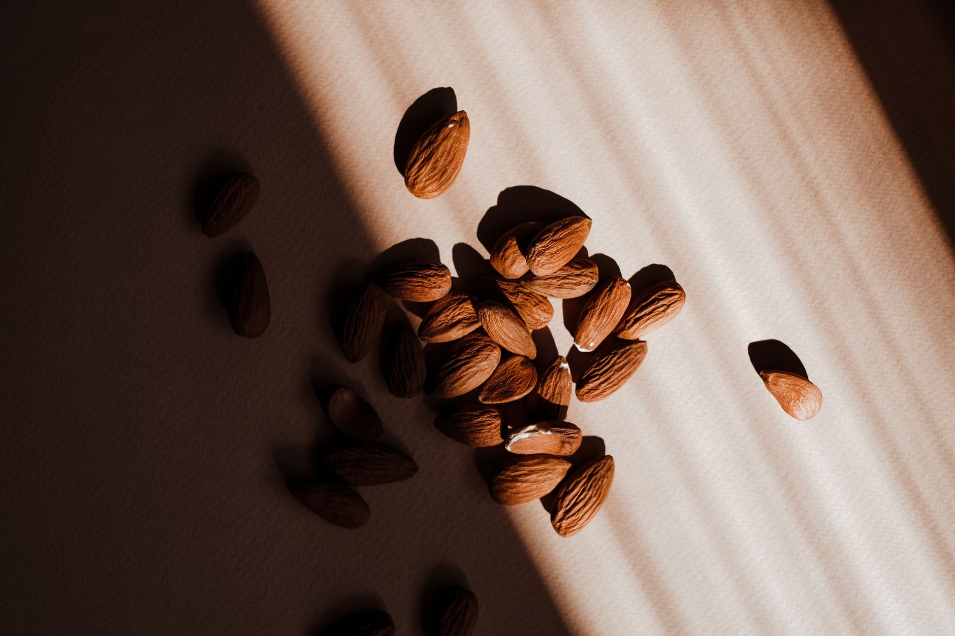 Simple Almond Thins Recipe – Delightfully Easy & Crispy Treats