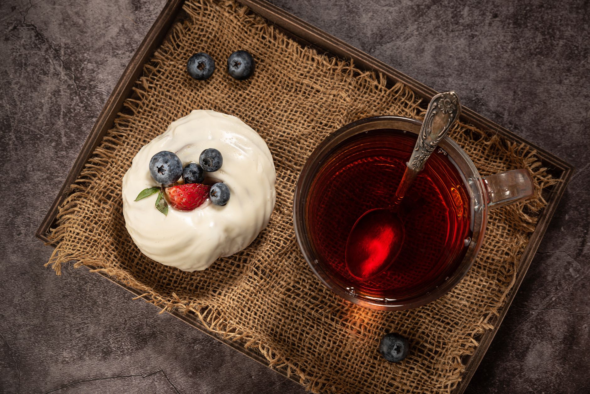 Easy Vegan Blueberry Cake That’s Soft, Moist & Irresistible
