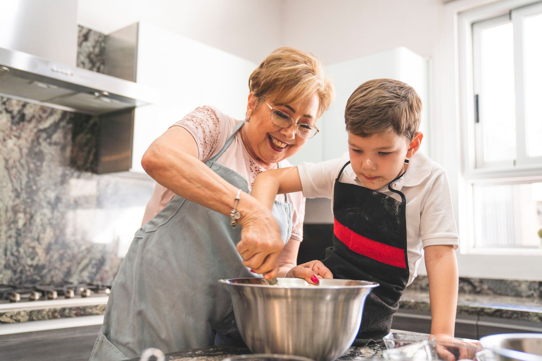 Grandma's Homemade Ice Cream Recipe: Classic Creamy Vanilla Delight