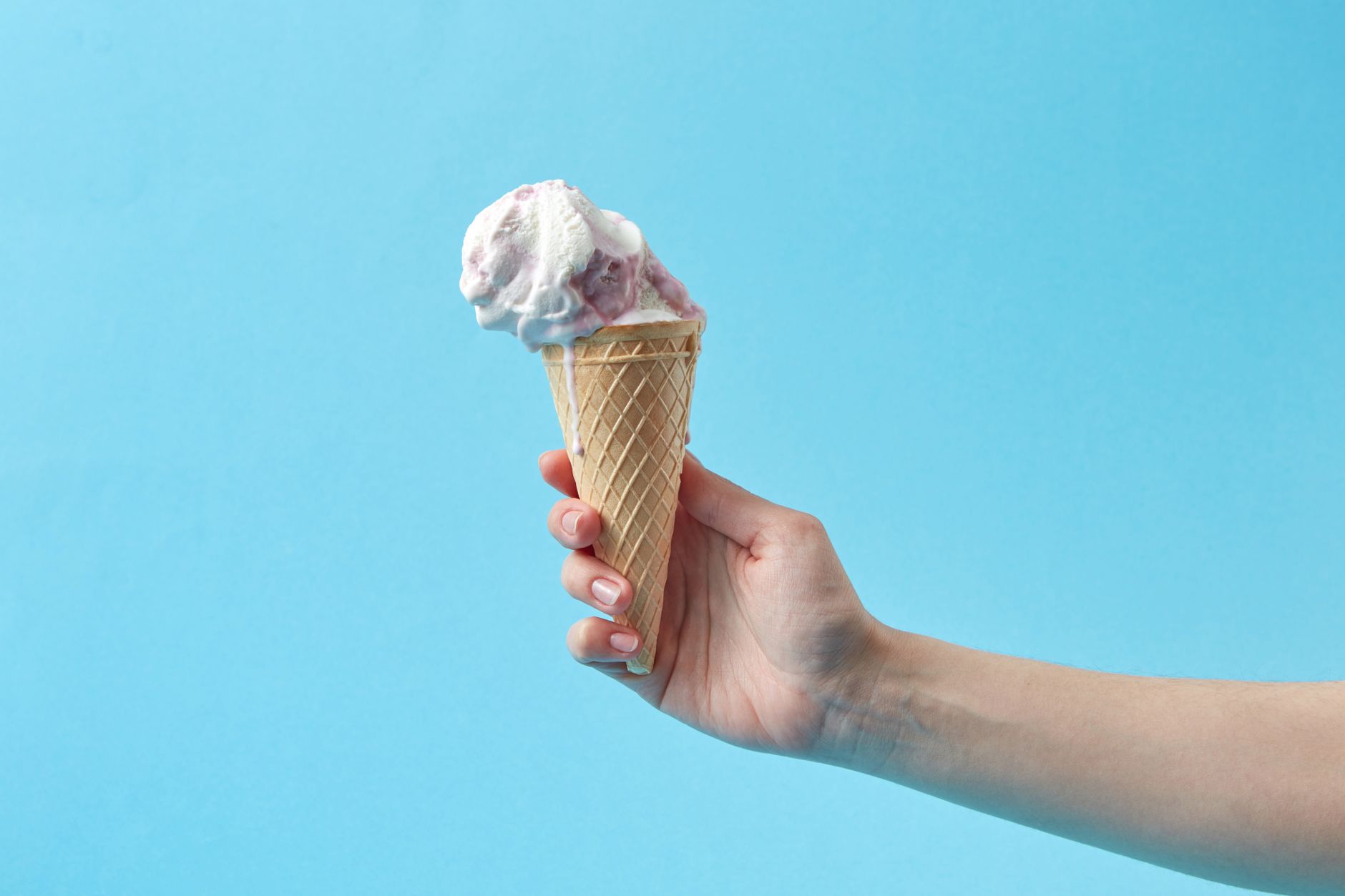 Vanilla Ice Cream Recipe without Heavy Cream: Creamy & Easy