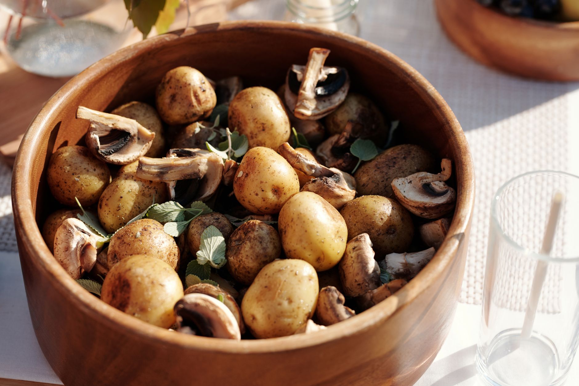 BBQ Potatoes: Jamie Oliver’s Crispy, Flavor-Packed American Classic