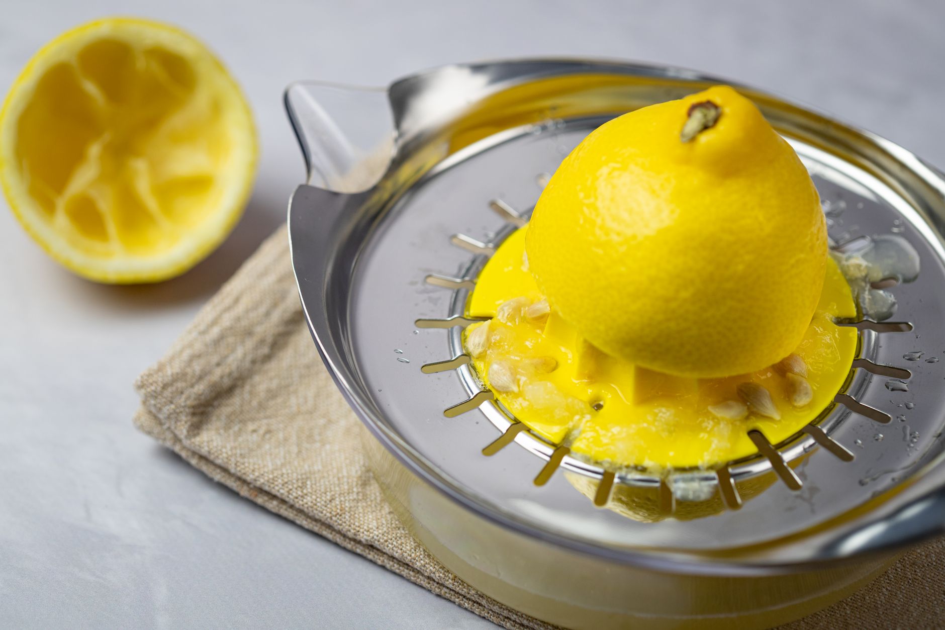 Best Juice for Cough and Sore Throat: Soothing and Easy Wellness Drink